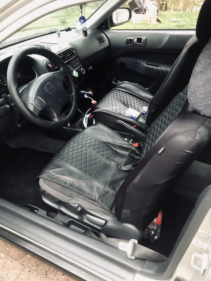 Honda Civic 1.4i, foto 11