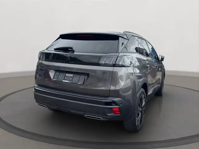 Peugeot 3008 view 5