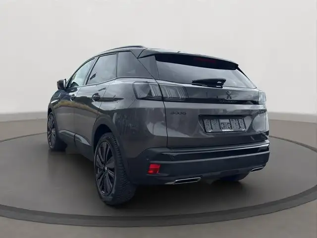 Peugeot 3008 view 3