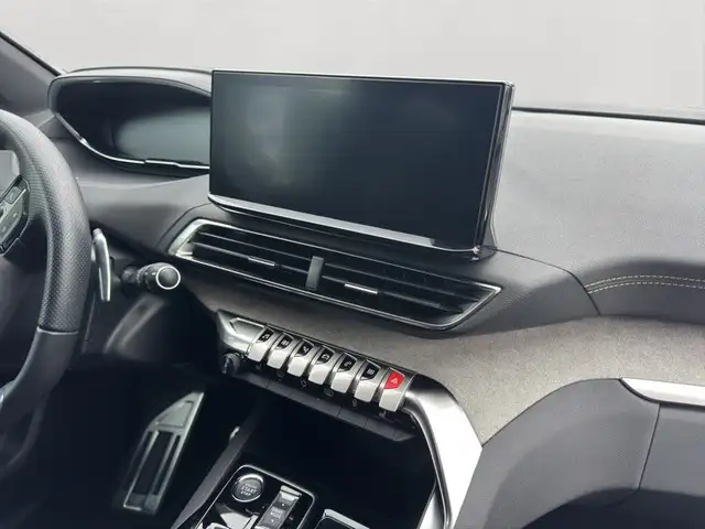Peugeot 3008 view 13
