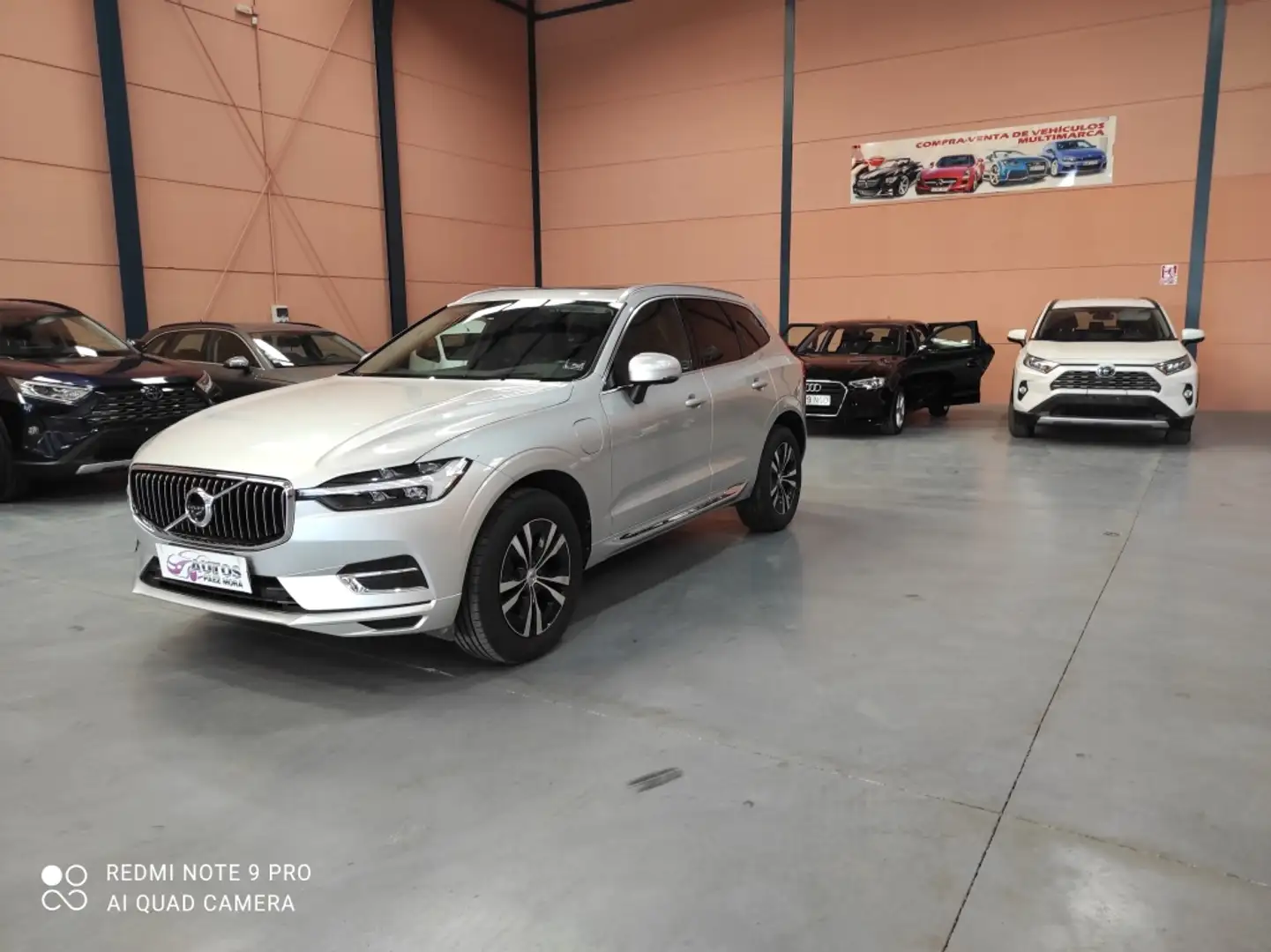 Volvo XC60 T6 Recharge Inscription Gris - 1