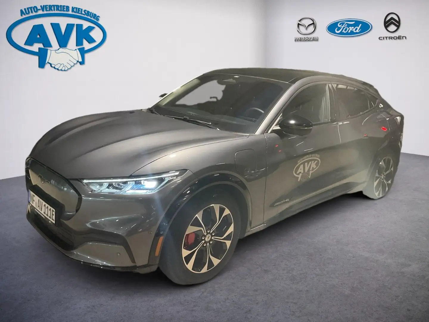 Ford Mustang Mach-E Premium AWD 99 kWh Grau - 2