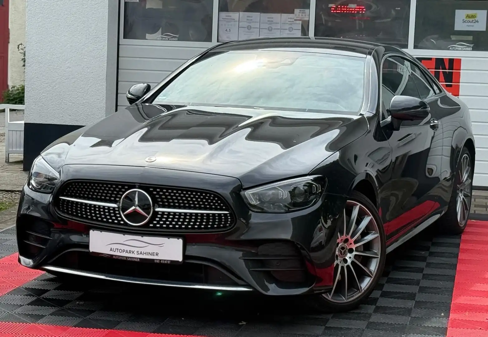 Mercedes-Benz E 450 4MATIC/AMG-LINE/TOP/MOPF/WIDESCREEN/MULTIB Verde - 1