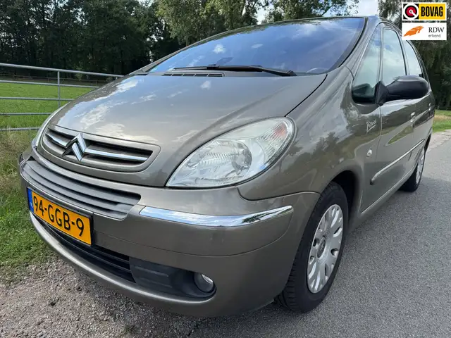 Citroen Xsara Picasso 1.6i-16V Image top onderhouden|climate control|cru