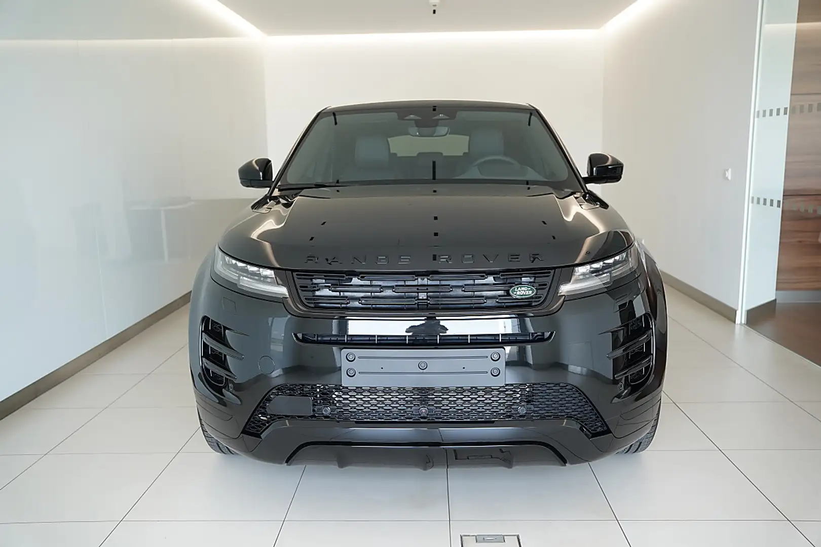 Land Rover Range Rover Evoque Hoxton P270e Schwarz - 2