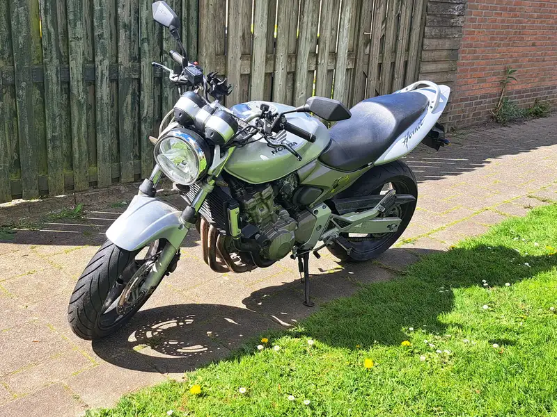 Honda CB 600 F Hornet - foto 6