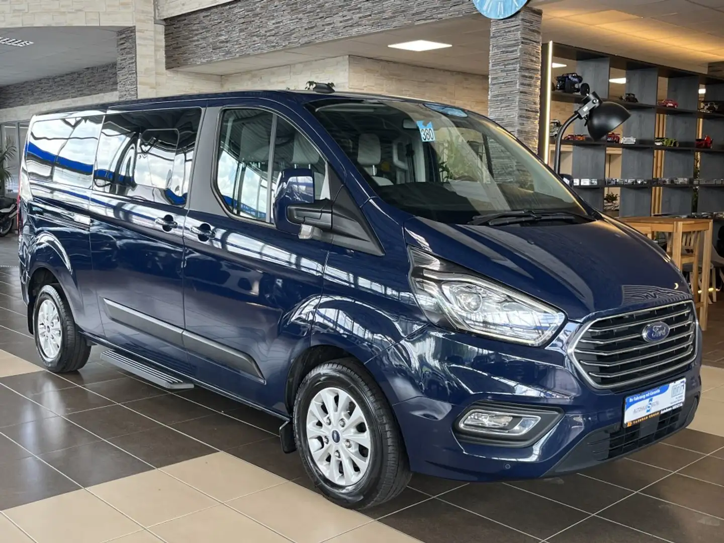 Ford Tourneo Custom 320 L2 Trend 9-Sitzer Klima PDC Blau - 1