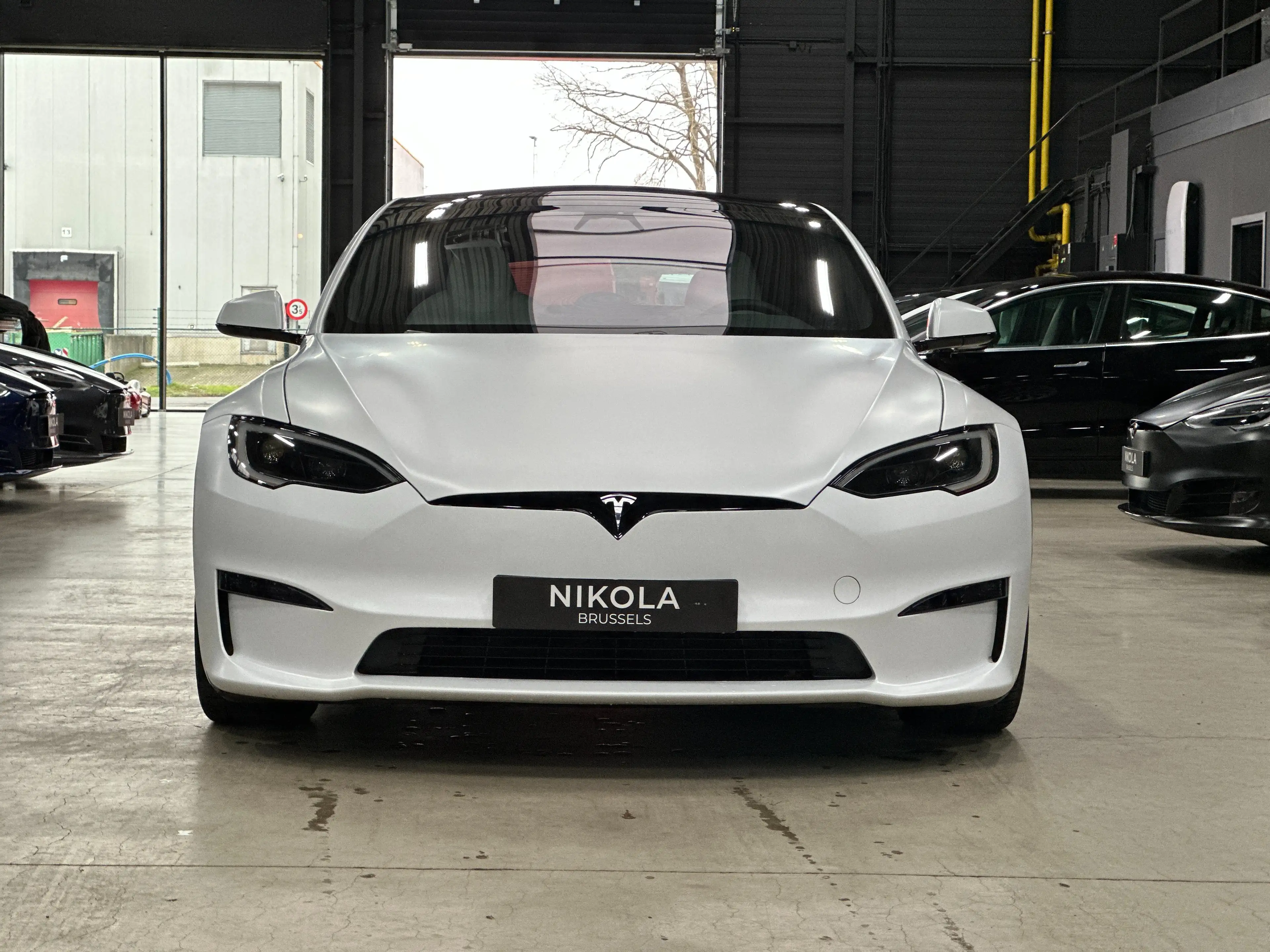 Tesla Model S DUAL MOTOR - FULL MATTE PPF - WHITE INTERIOR — photo 2