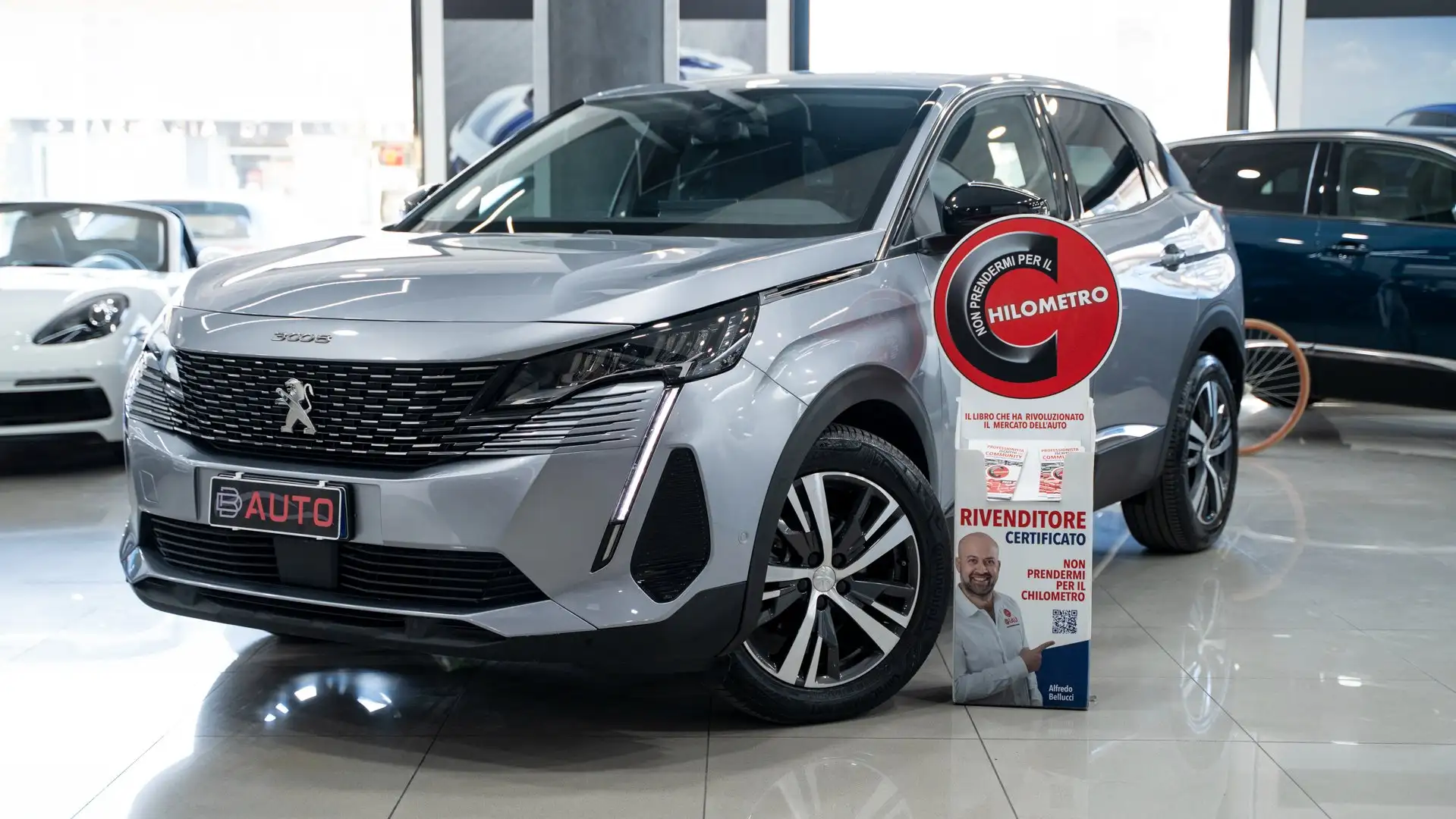 Peugeot 3008 1.5 BLUEHDI ALLURE PACK EAT8 SES 131 CV AUTO VIRTU Plateado - 1