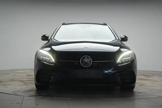 Mercedes-Benz C-Class view 2