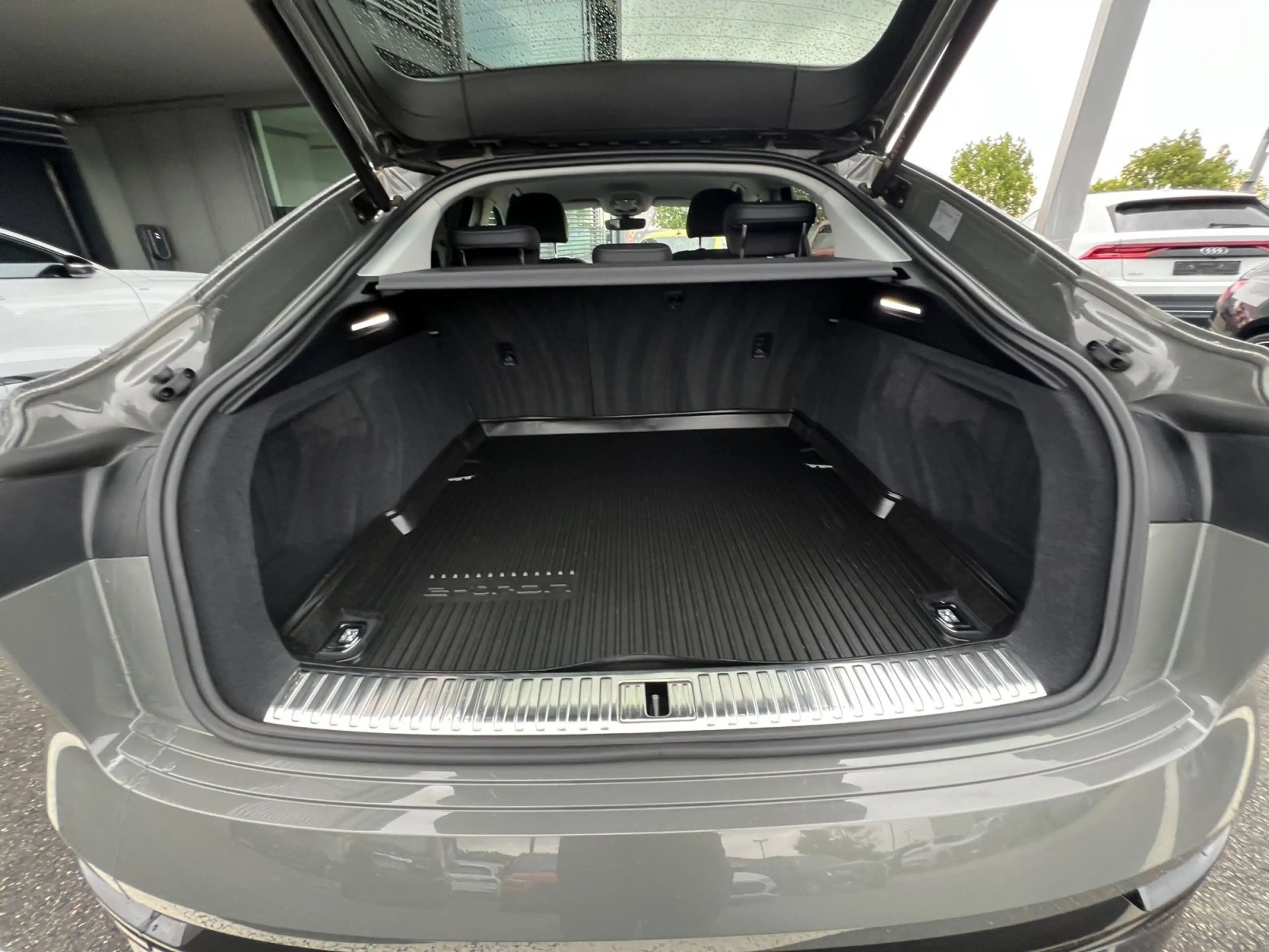 Audi Q8 e-tron Q8 e-tron Sportback 50 q. advanced, LED, Luft, R — photo 14