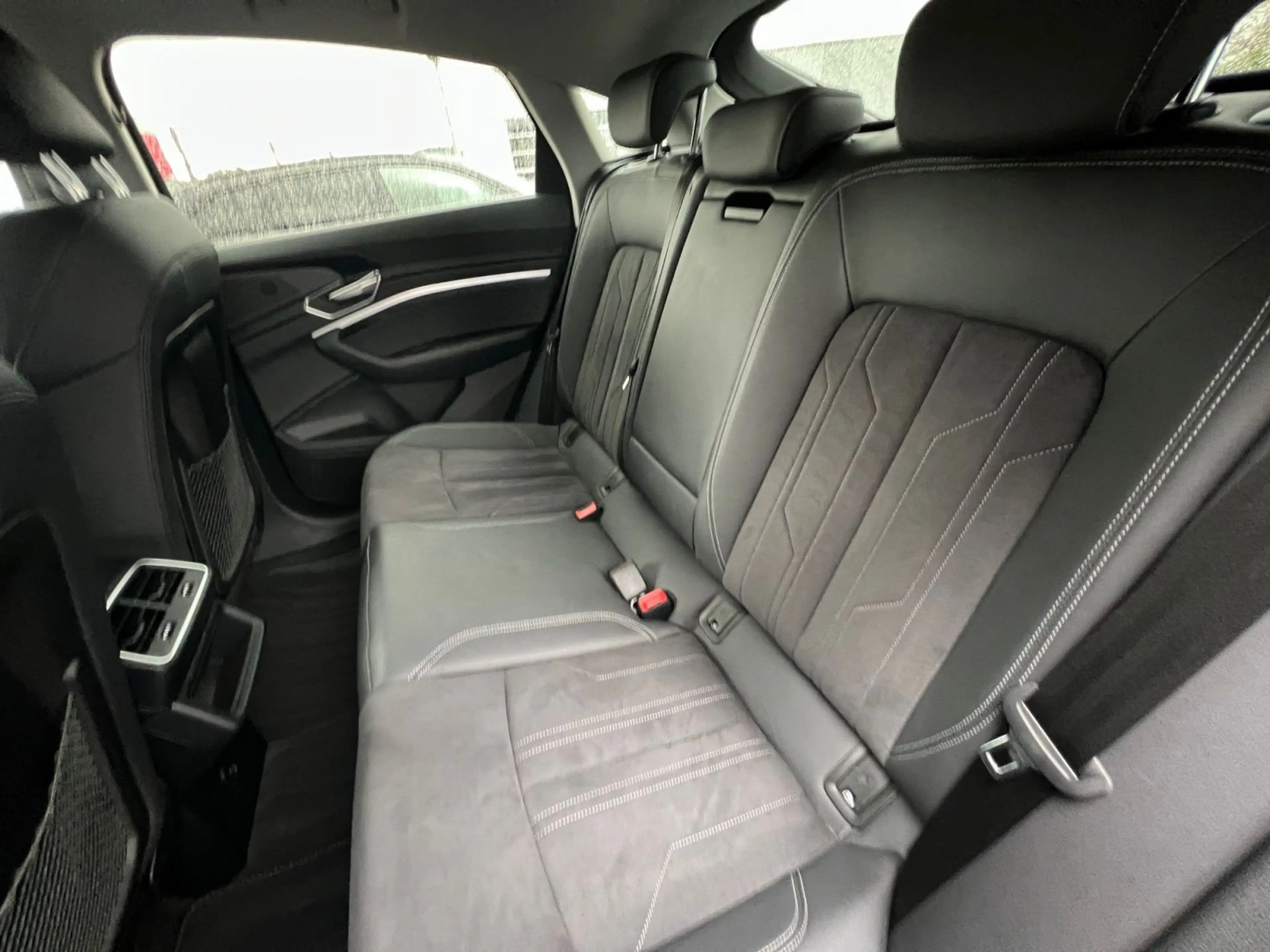 Audi Q8 e-tron Q8 e-tron Sportback 50 q. advanced, LED, Luft, R — photo 13