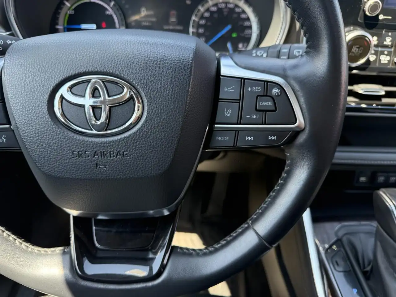 Toyota Highlander photo Toyota Highlander