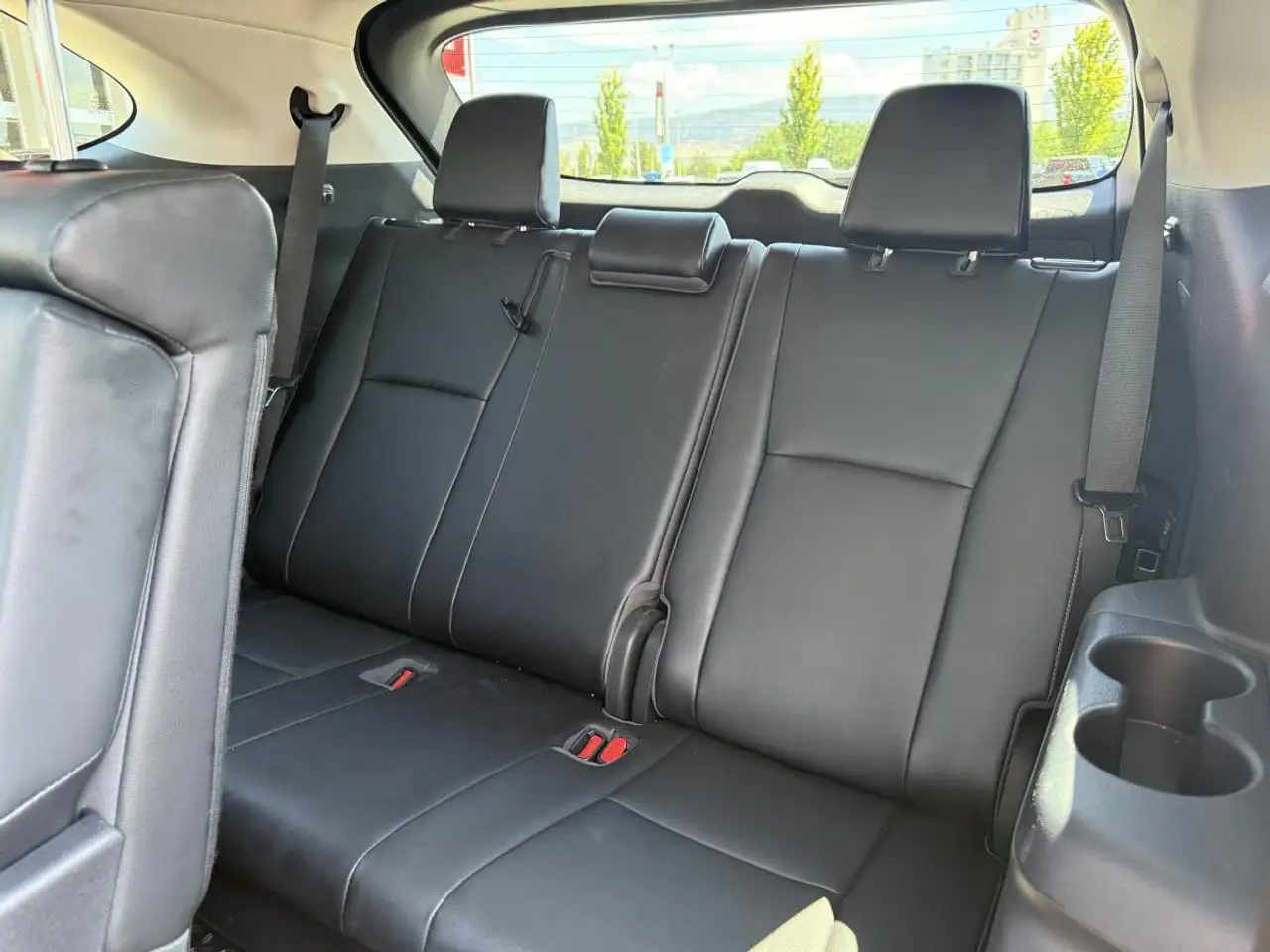 Toyota Highlander photo Toyota Highlander