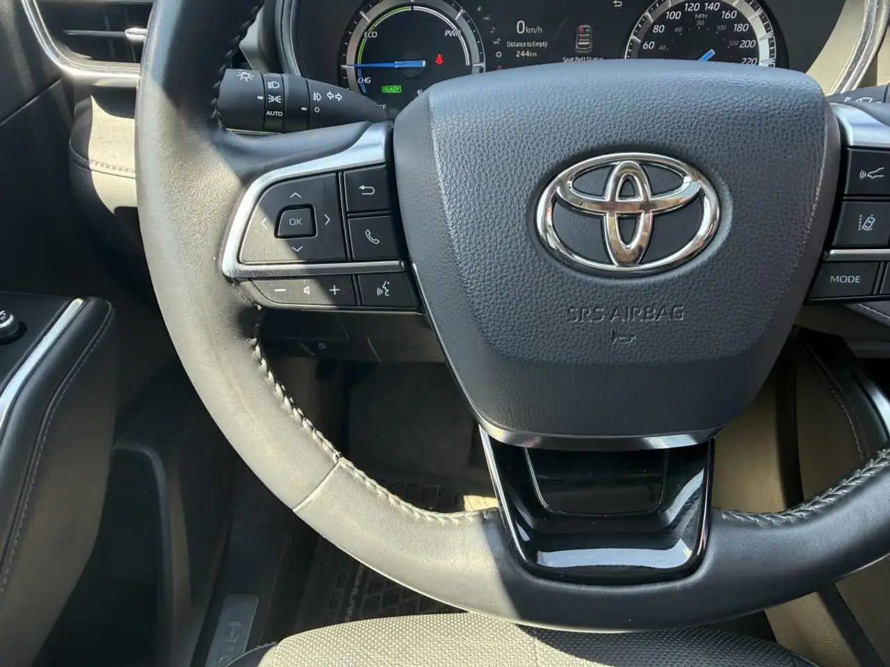 Toyota Highlander photo Toyota Highlander