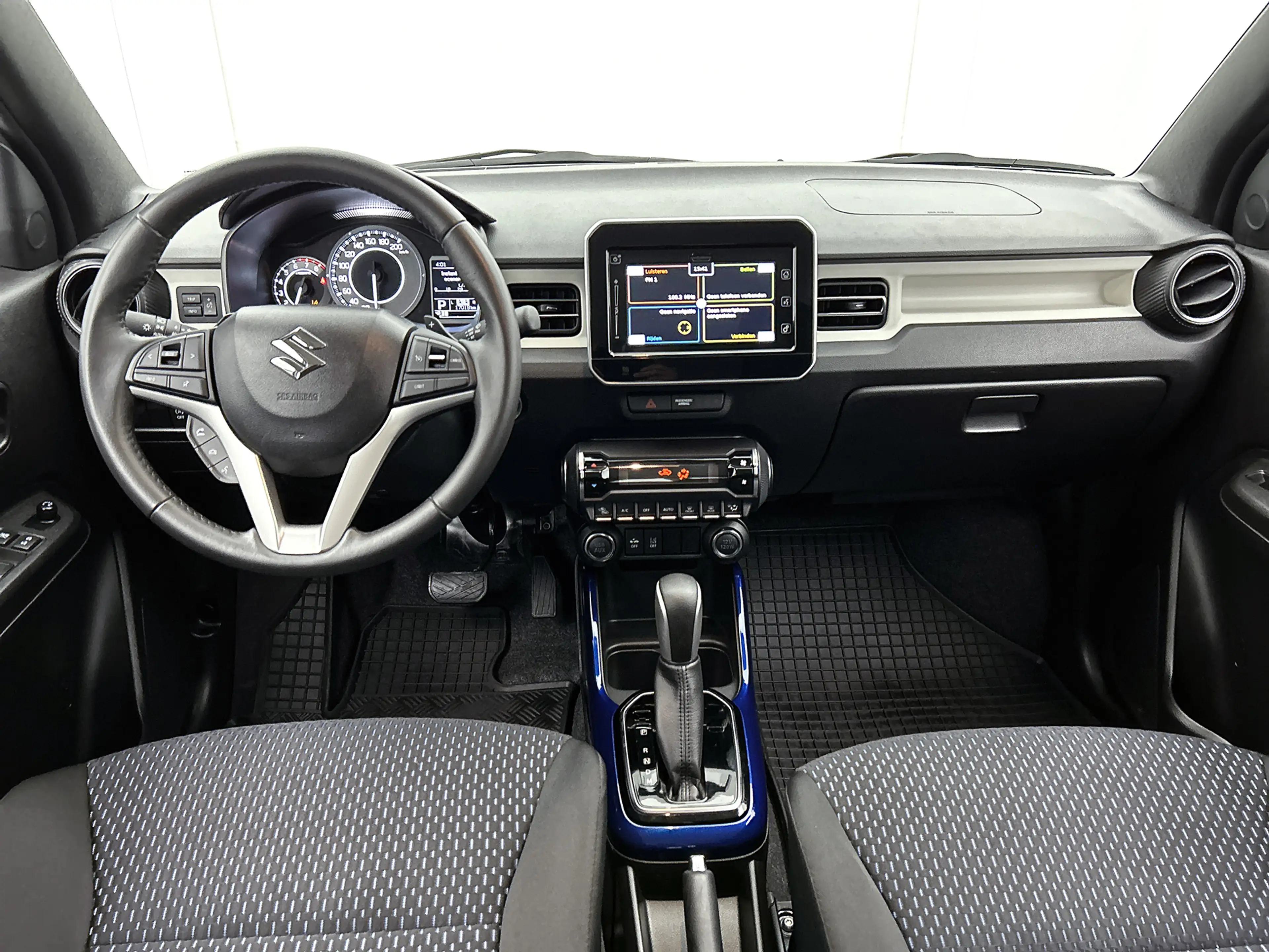 Suzuki Ignis 1.2 Smart Hybrid Style | Navigatie | Apple CarPlay — photo 4