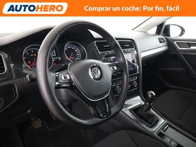 Volkswagen Golf view 12