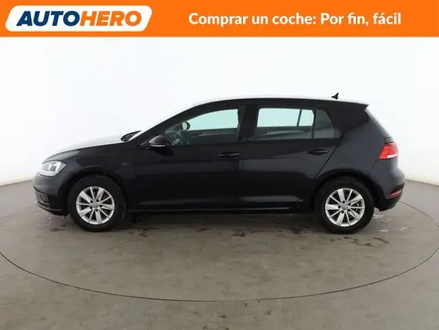 Volkswagen Golf view 3