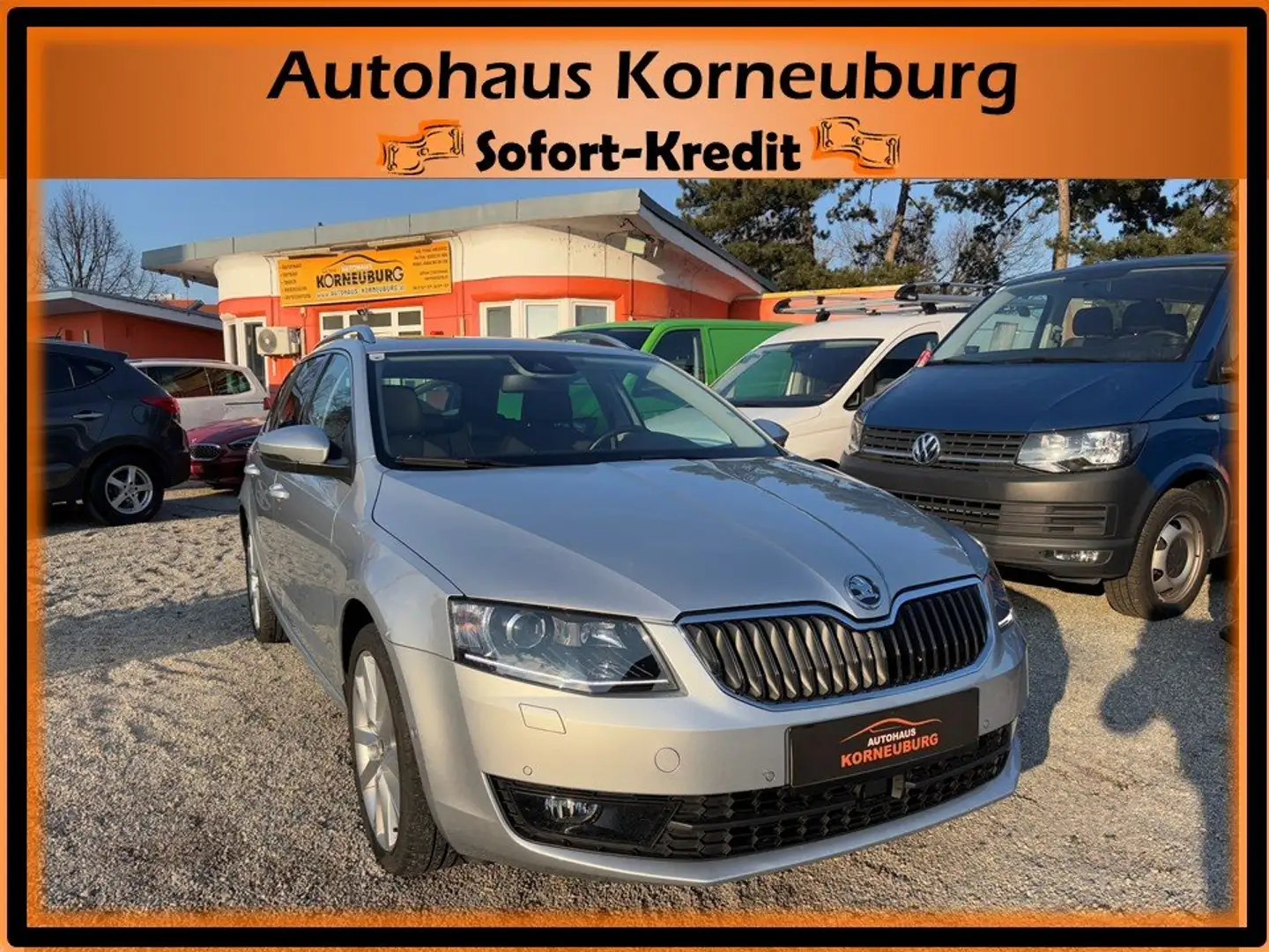 Skoda Octavia **mit nur 30tkm**NAVI**LED**AHV**ALLRAD**PANORAMA* Grau - 1
