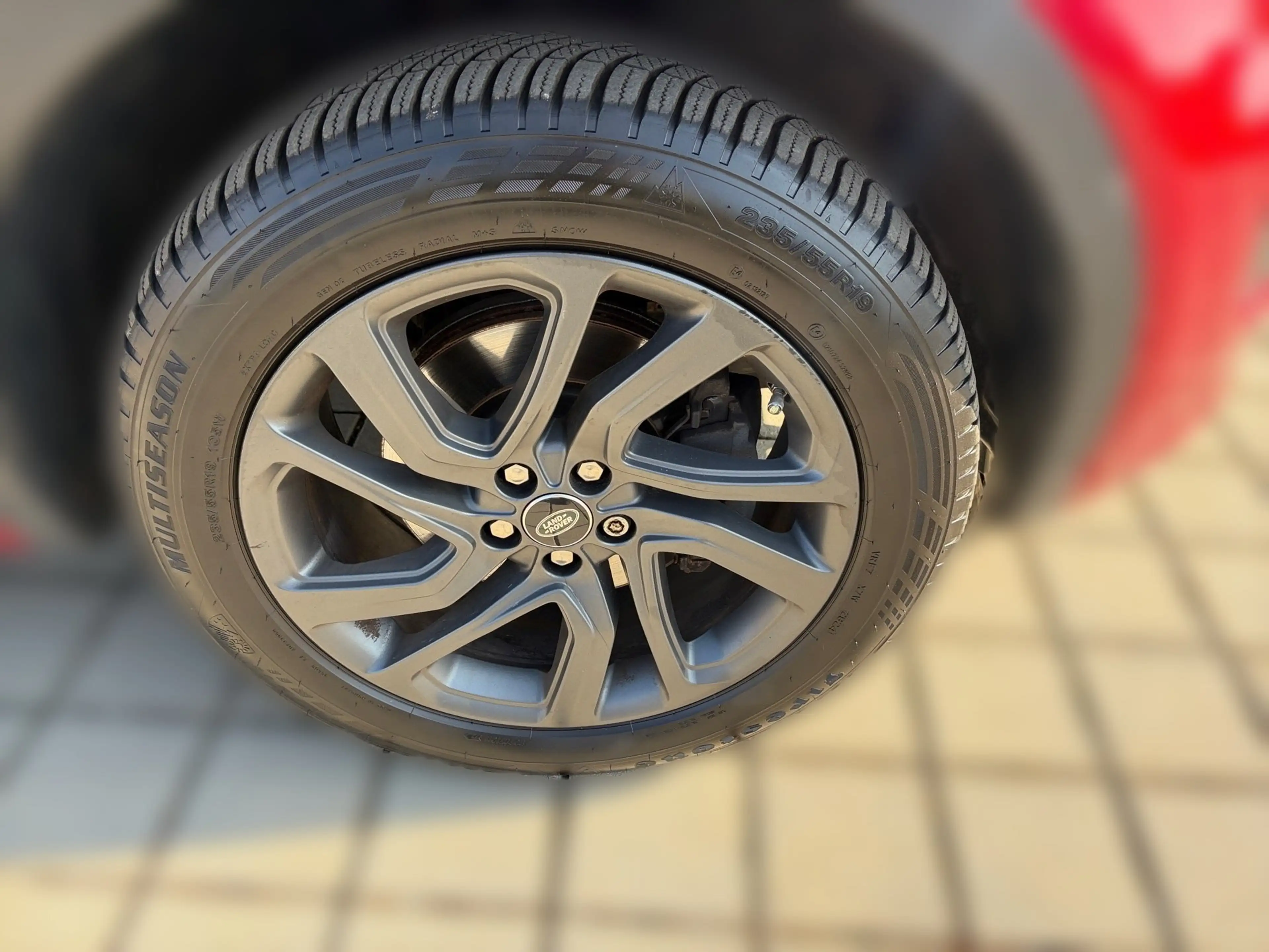 Land Rover Discovery Sport 2.0 TD4 HSE — photo 6