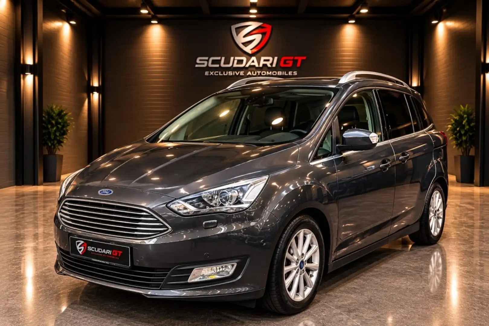 Ford Grand C-Max 1.5 EcoB. Auto-S&S Titanium 150 - 2