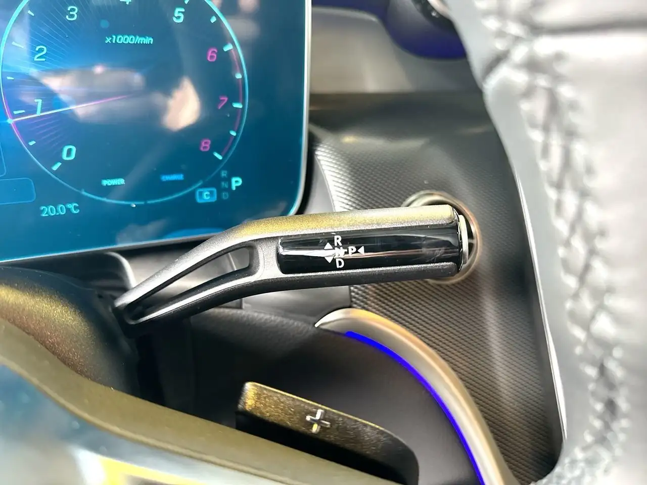 Mercedes-Benz GLC снимка Mercedes-Benz GLC