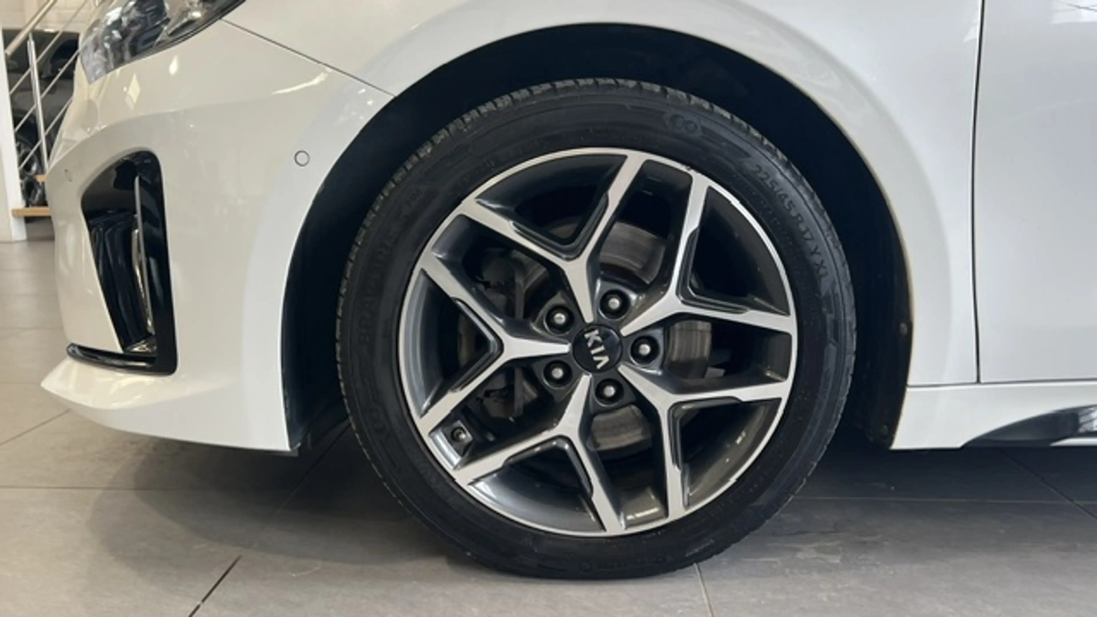 Kia ProCeed / pro_cee'd GT Line & Toit ouvrant — photo 9