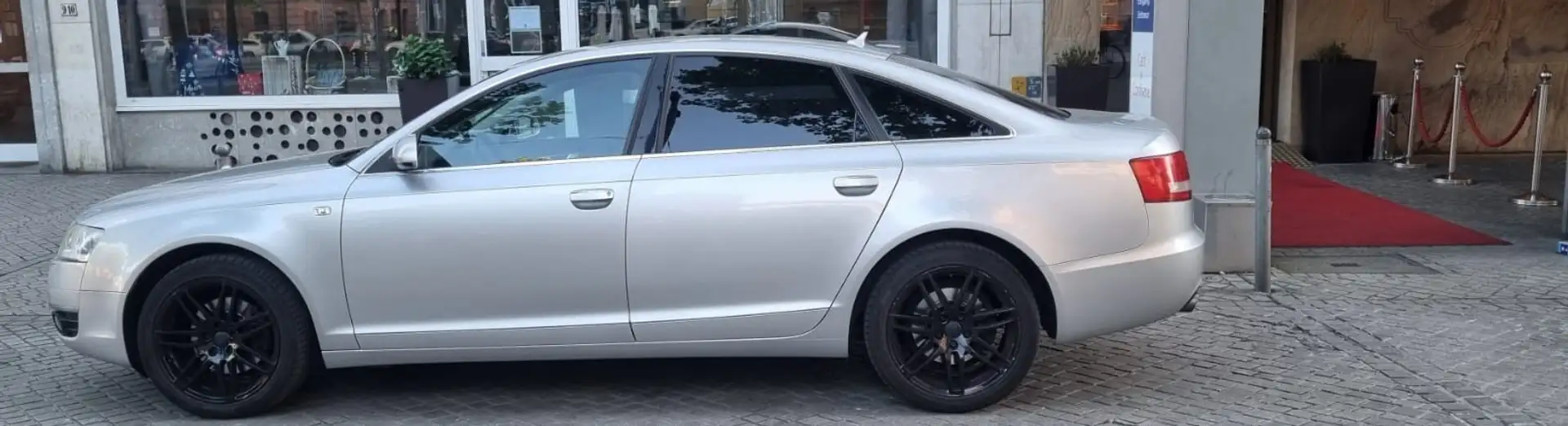 Audi A6 2.4 multitronic - 1