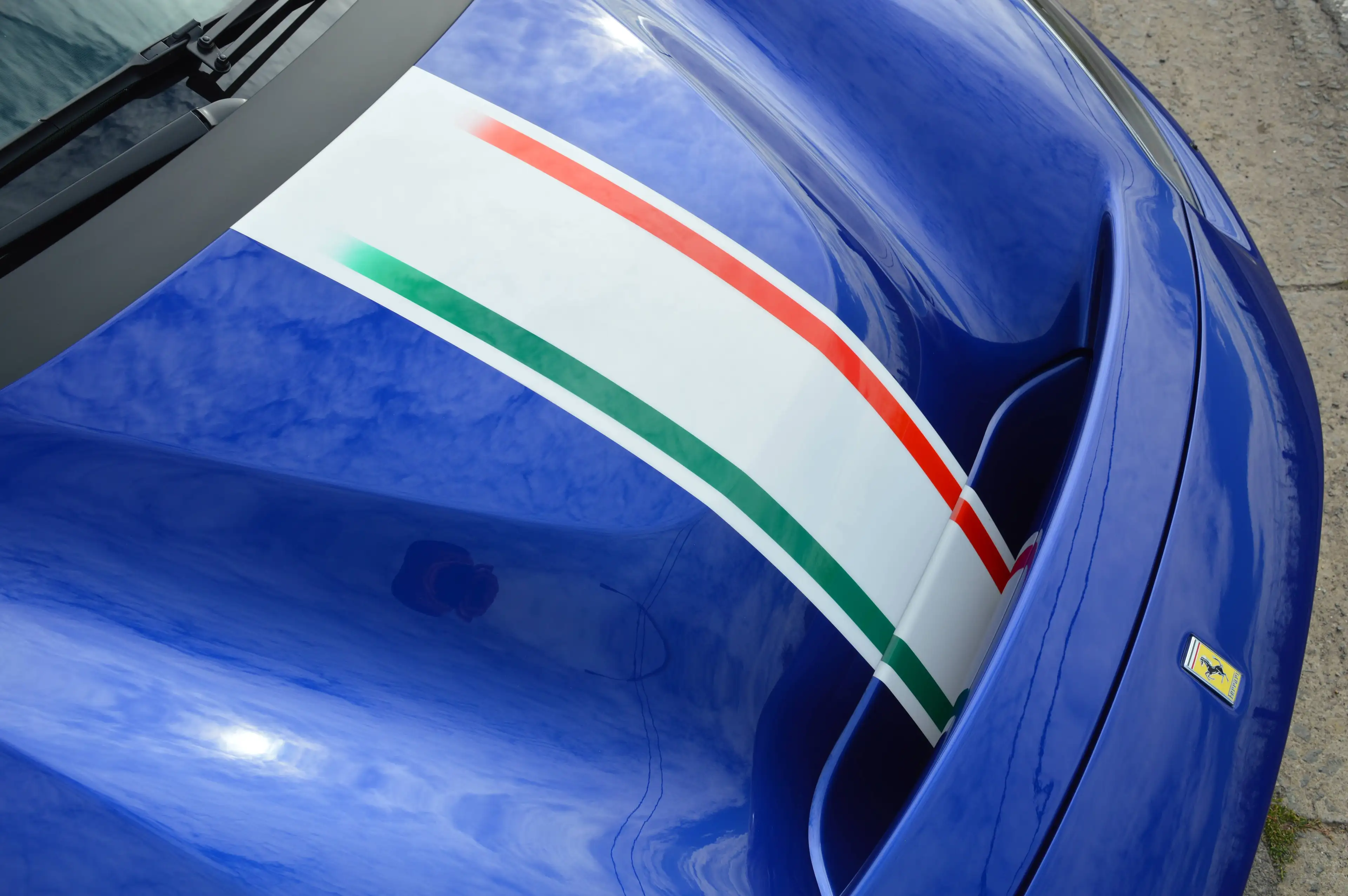 Ferrari 488 Pista 3.9i Turbo V8 TAILOR MADE ! - 9.000 km — photo 10