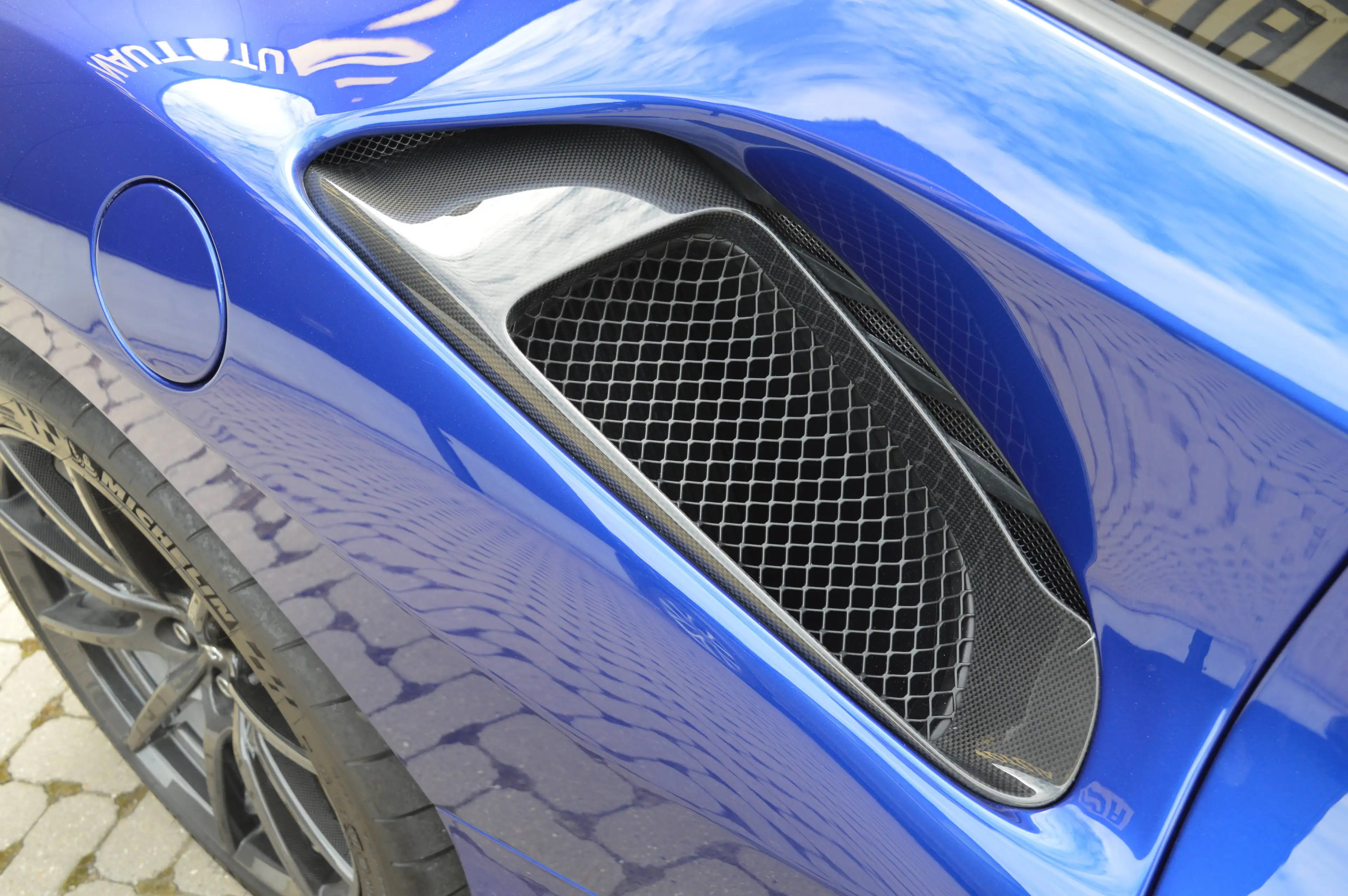 Ferrari 488 Pista 3.9i Turbo V8 TAILOR MADE ! - 9.000 km — photo 9