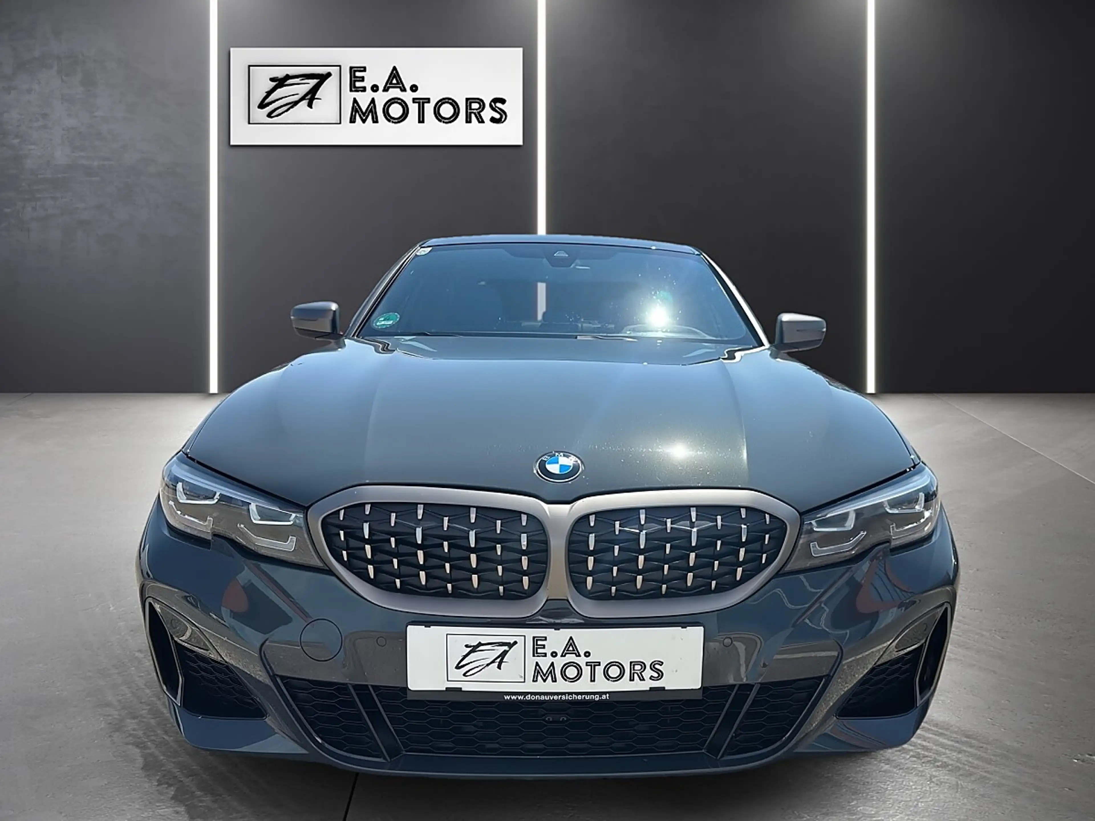 BMW 340 M340i xDrive 48 V Aut. / Schiebedach / 1.Hand /... — photo 2