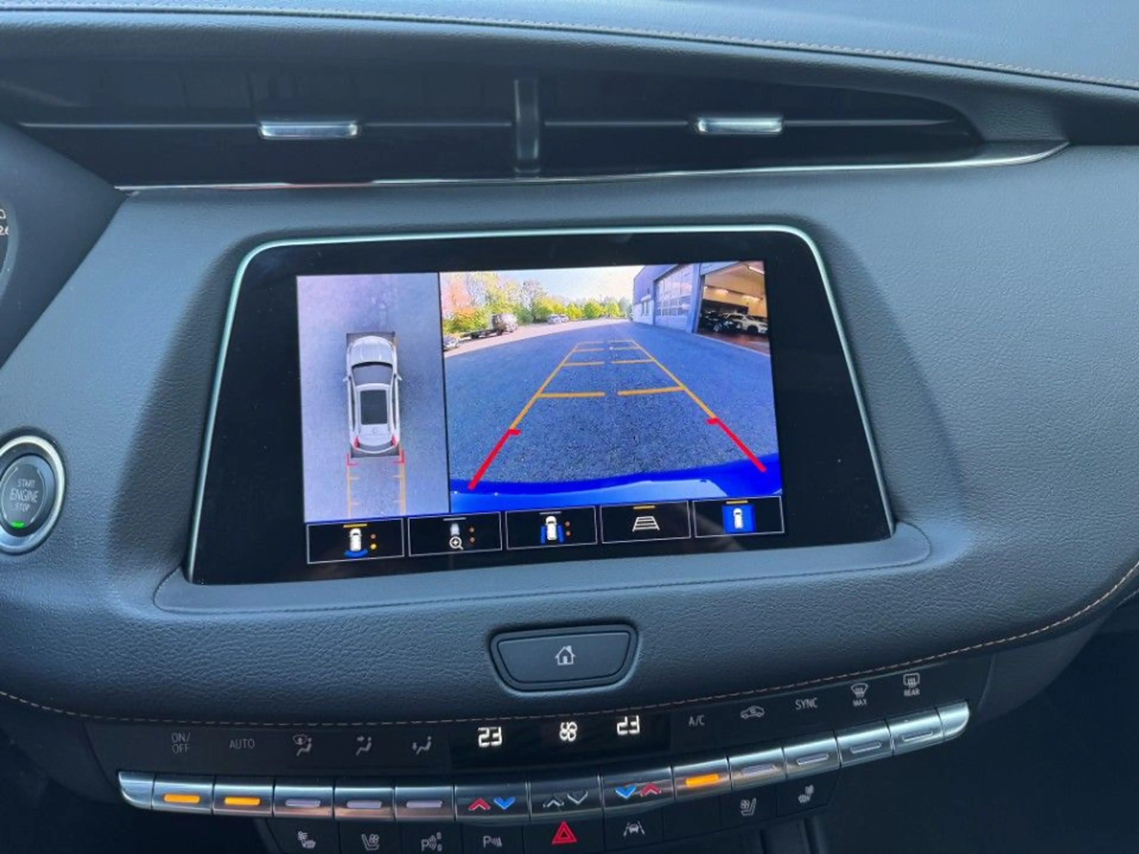 Cadillac XT4 350D Launch Edition Sport AWD Pano ACC 1.Hd — photo 9