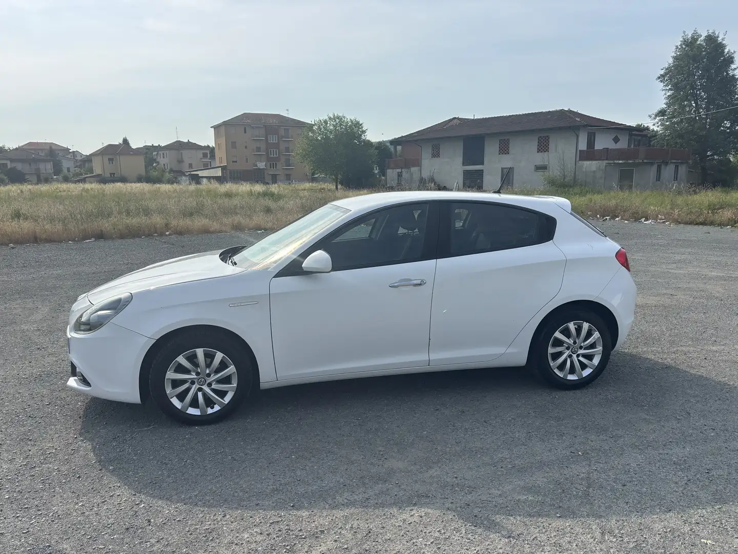 Alfa Romeo Giulietta 1.6 jtdm 120cv Bianco - 2