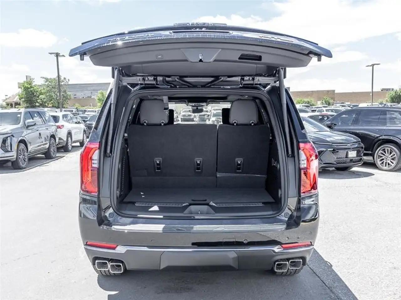 GMC Yukon photo GMC Yukon