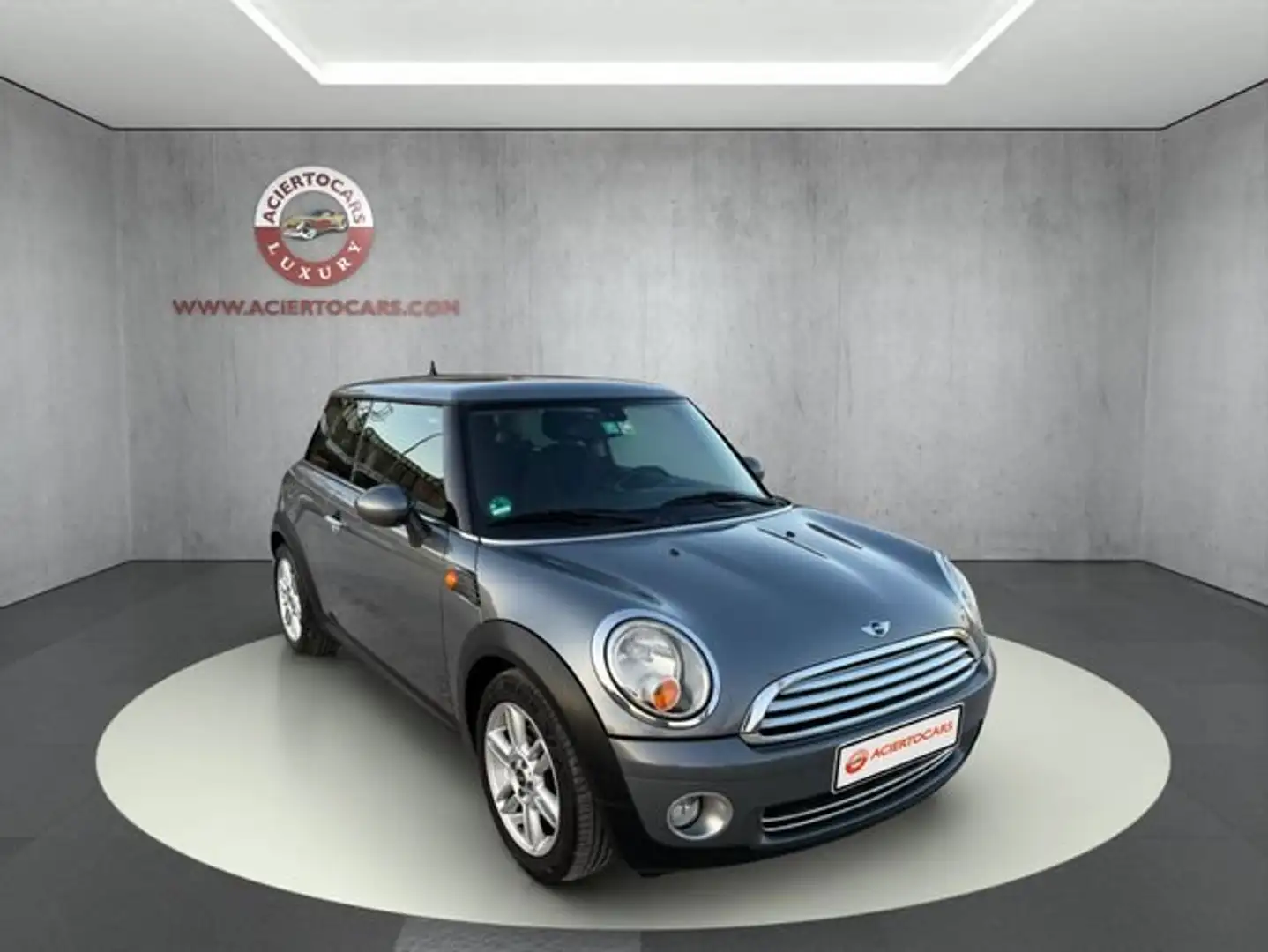MINI Cooper Brick Lane Gris - 1