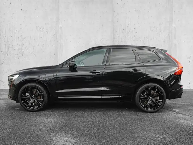 Volvo XC60 view 5