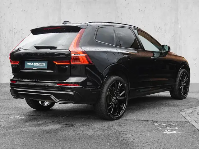 Volvo XC60 view 4