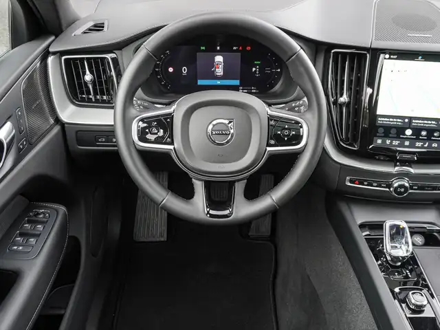 Volvo XC60 view 12