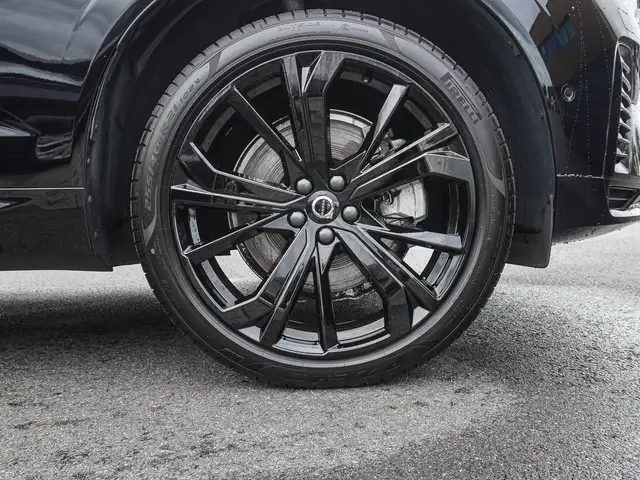 Volvo XC60 view 7