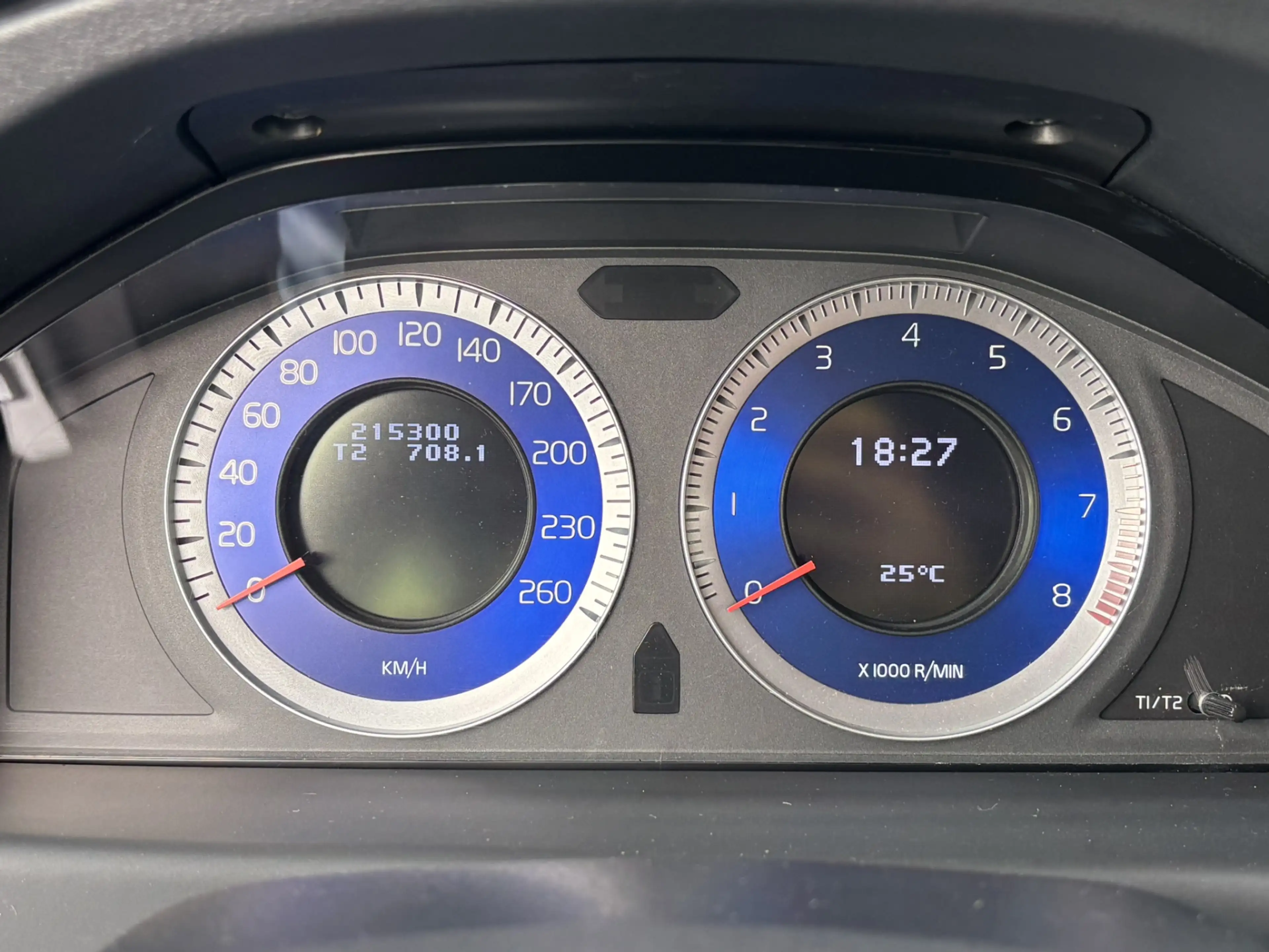 Volvo V70 2.5FT 231pk R-Design vijf cilinder Xenon — photo 10