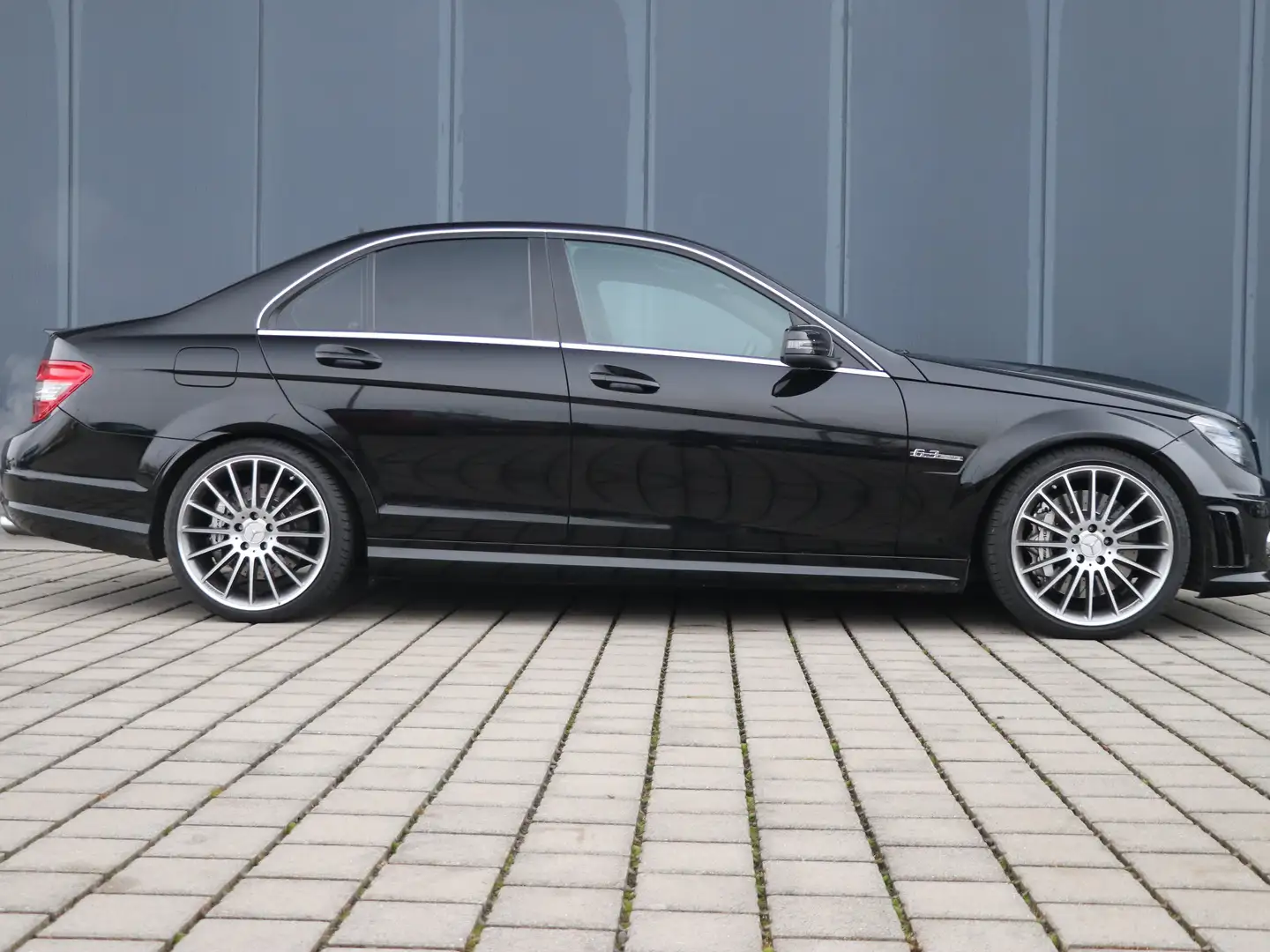 Mercedes-Benz C 63 AMG 7G-TRONIC Performance Package 487PS Schwarz - 2