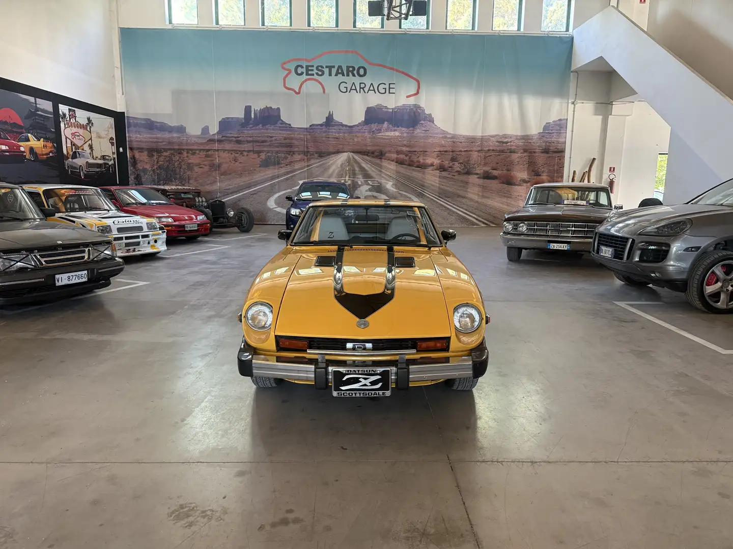 Nissan Datsun 280z - 1
