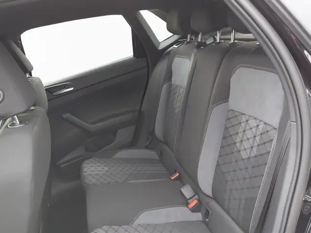 Volkswagen Polo view 15