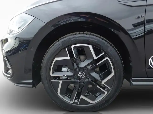 Volkswagen Polo view 8
