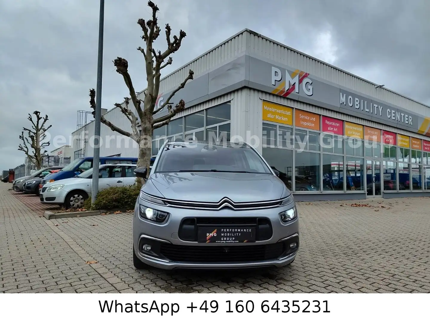 Citroen Grand C4 Picasso Grand C4 Spacetourer Shine 7-Sitzer Gris - 2