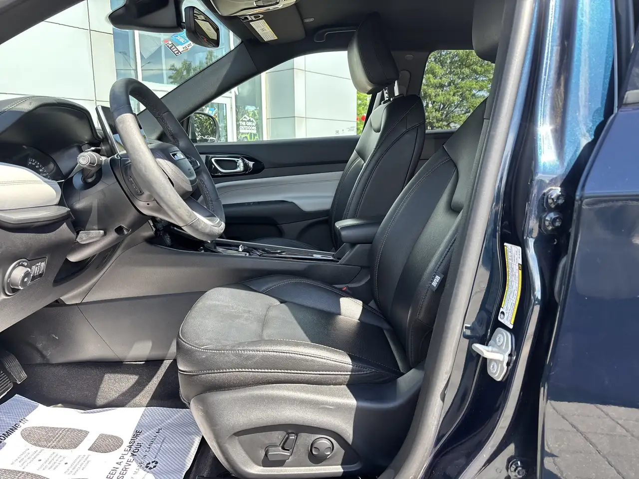 Jeep Compass photo Jeep Compass