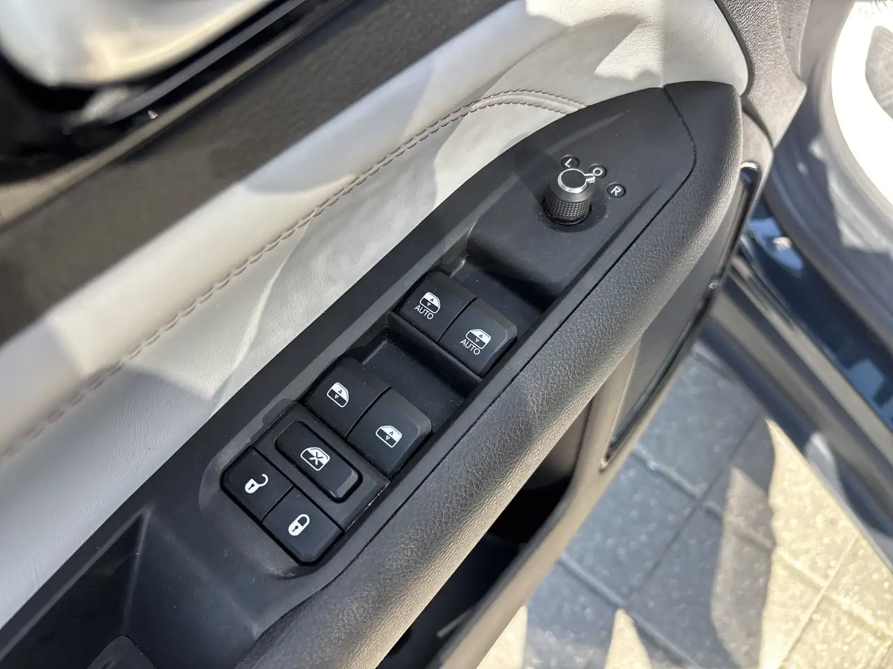 Jeep Compass photo Jeep Compass