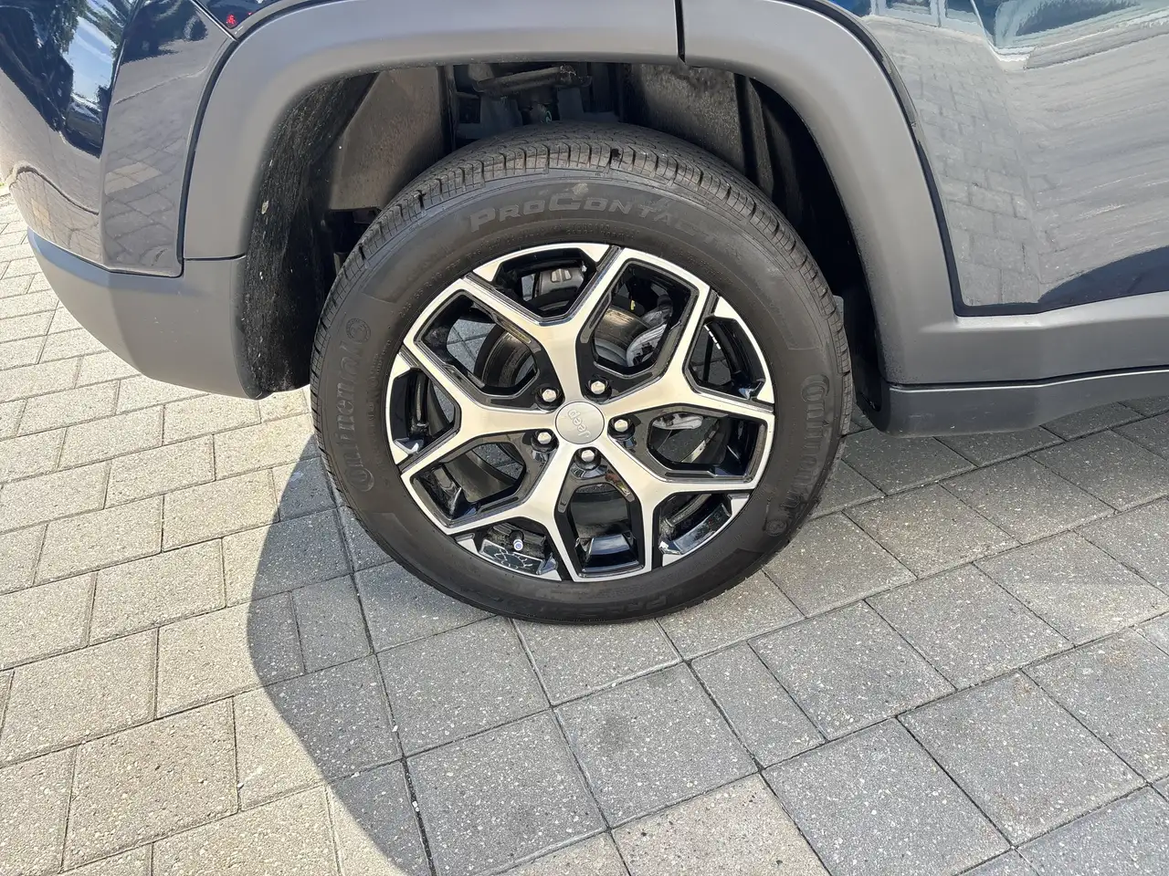 Jeep Compass photo Jeep Compass