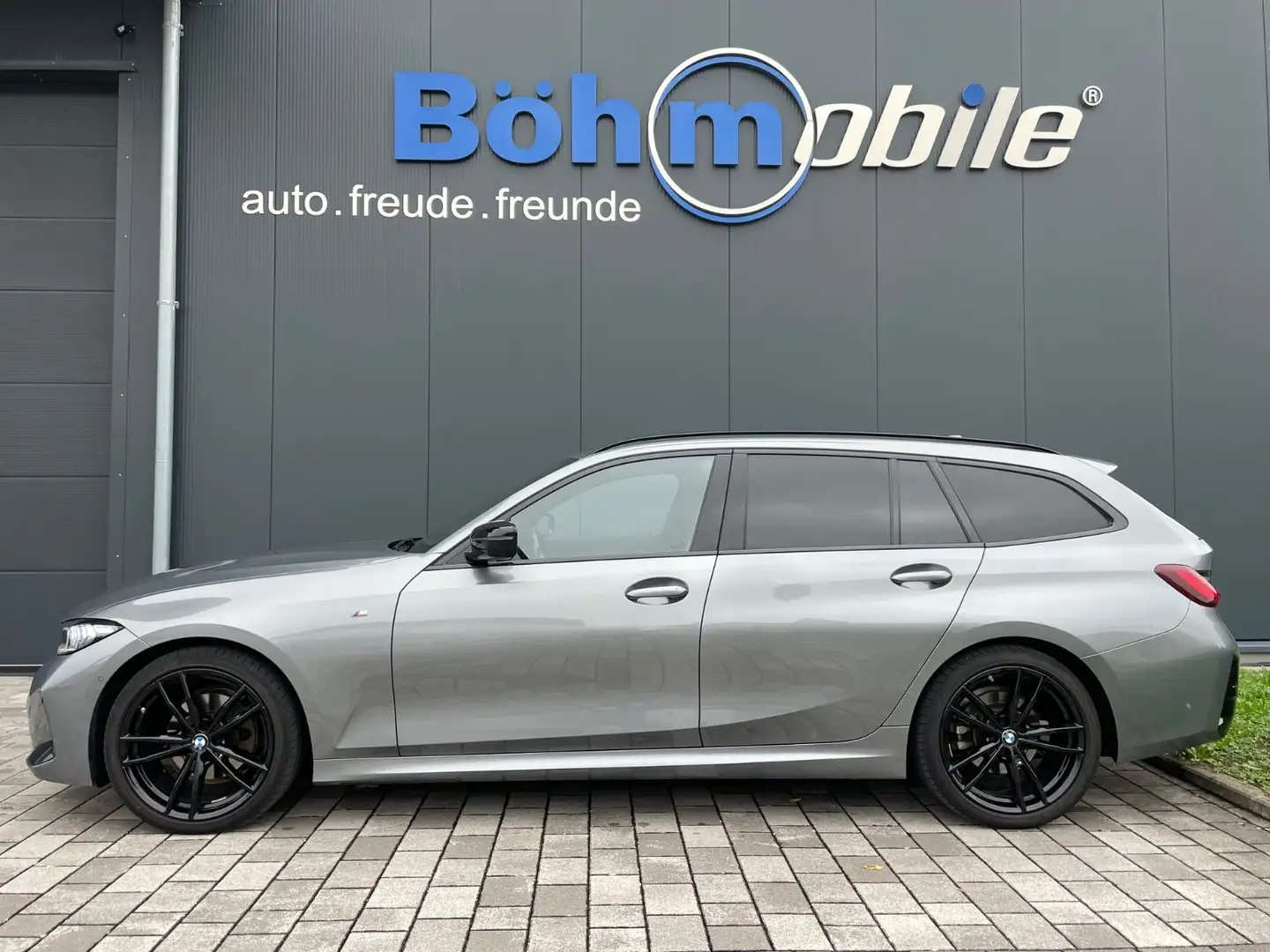 BMW 320 d xDrive Touring/M Sport/Pano/STDHZG/19"/HUD Gris - 1