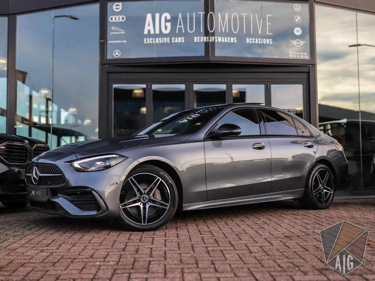 Mercedes-Benz C 300 e AMG Line | Leder | Camera | Stoelverw. | Pano Gris - 1